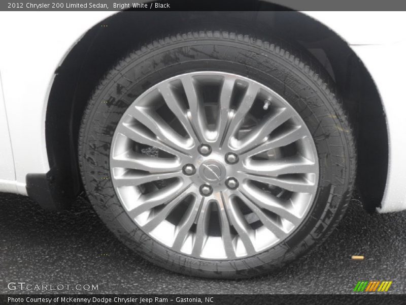  2012 200 Limited Sedan Wheel