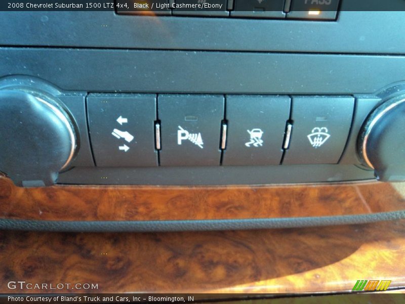 Black / Light Cashmere/Ebony 2008 Chevrolet Suburban 1500 LTZ 4x4