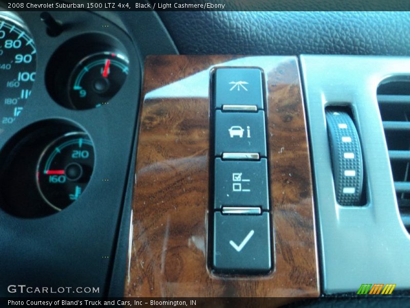 Black / Light Cashmere/Ebony 2008 Chevrolet Suburban 1500 LTZ 4x4