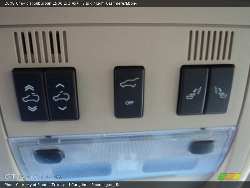 Black / Light Cashmere/Ebony 2008 Chevrolet Suburban 1500 LTZ 4x4