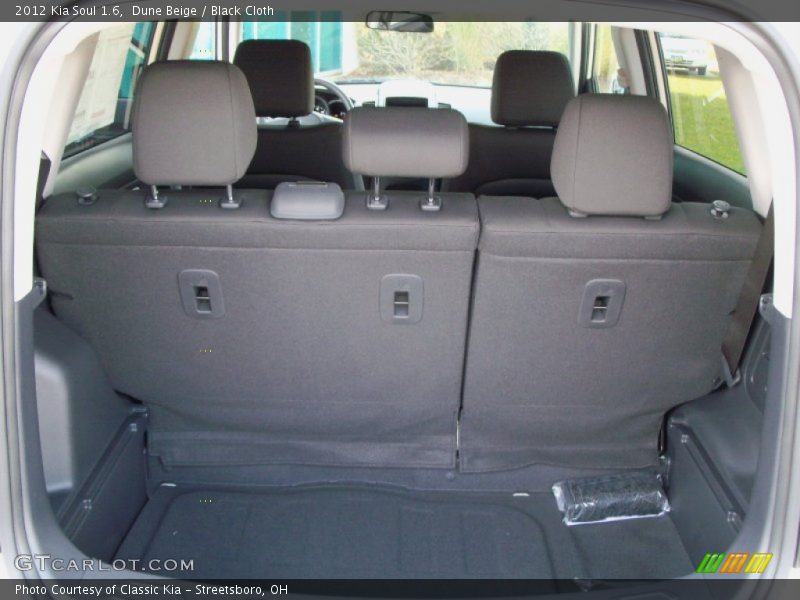 Dune Beige / Black Cloth 2012 Kia Soul 1.6