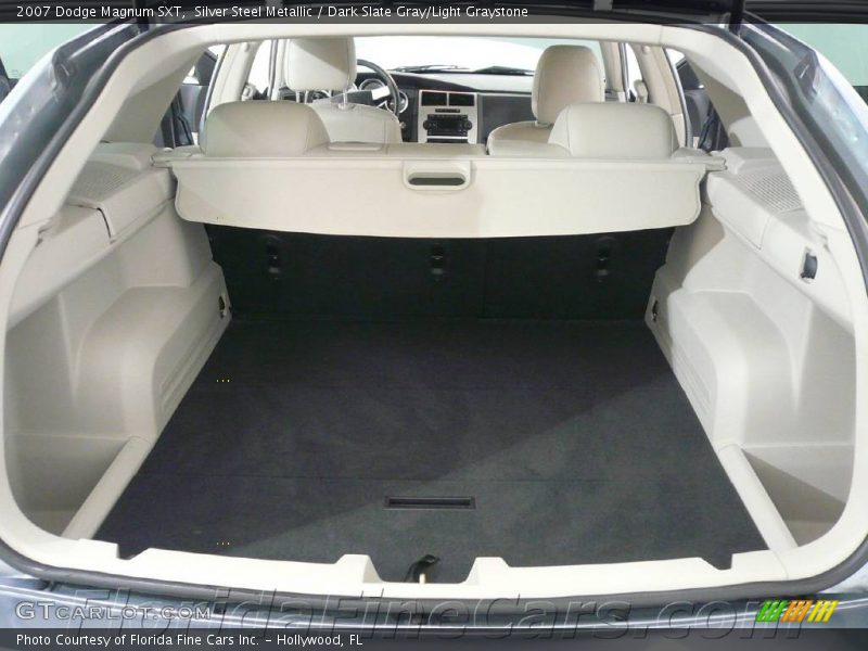 Silver Steel Metallic / Dark Slate Gray/Light Graystone 2007 Dodge Magnum SXT