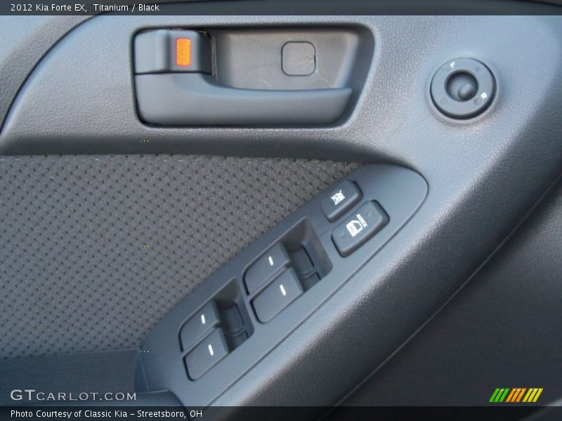 Titanium / Black 2012 Kia Forte EX