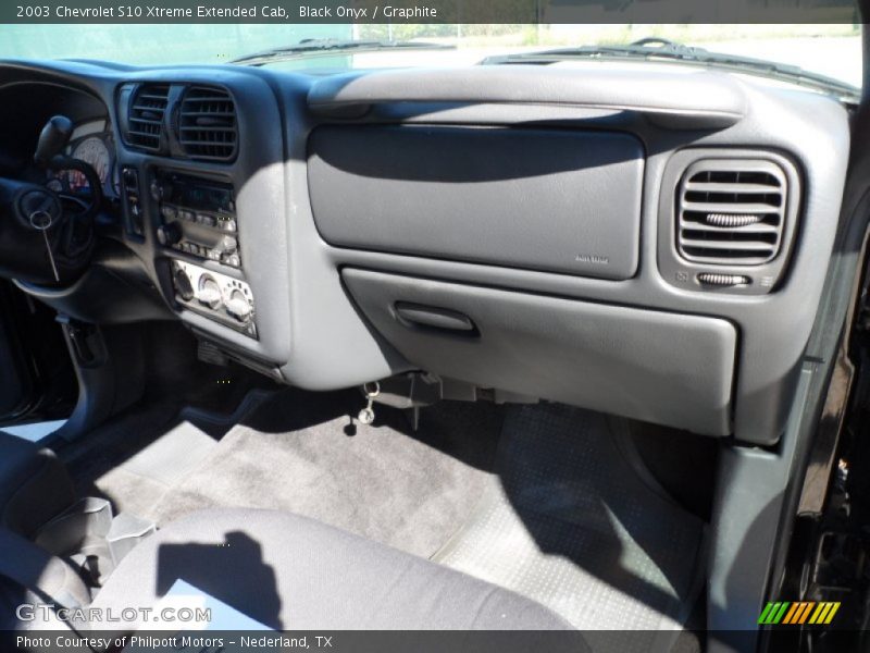 Black Onyx / Graphite 2003 Chevrolet S10 Xtreme Extended Cab