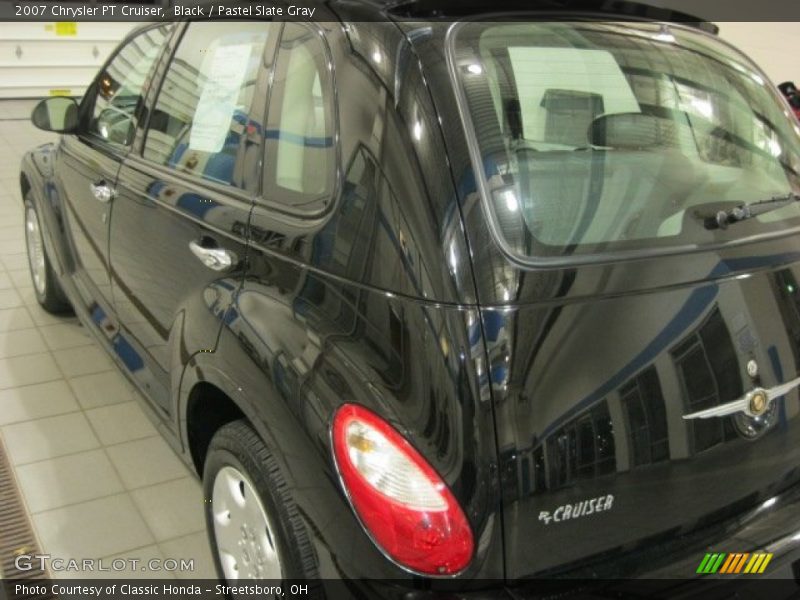 Black / Pastel Slate Gray 2007 Chrysler PT Cruiser