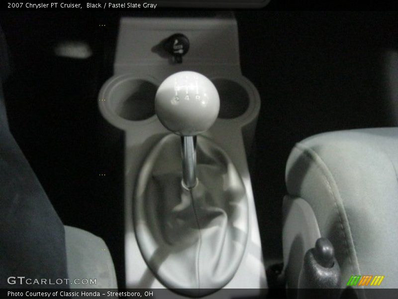  2007 PT Cruiser  5 Speed Manual Shifter