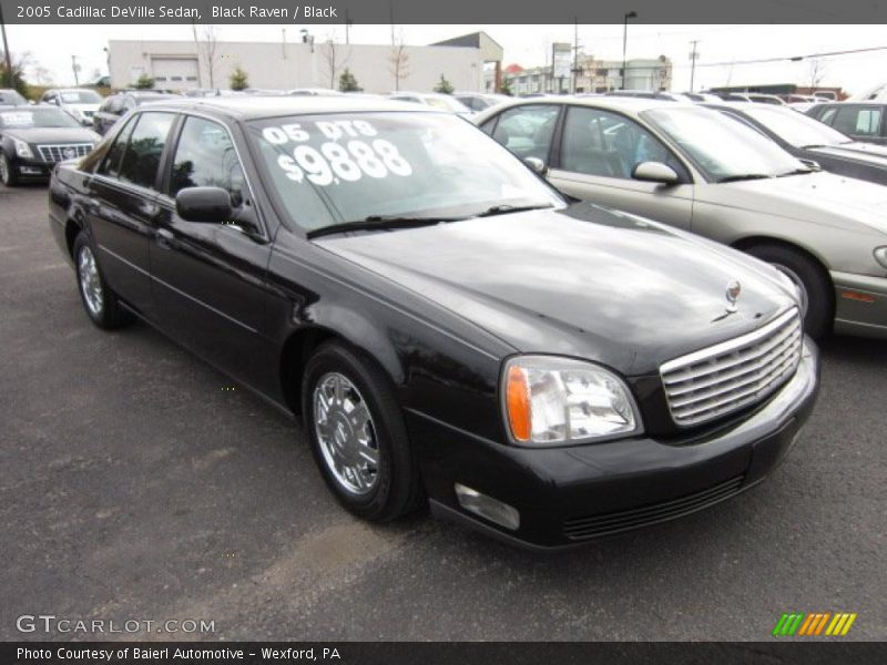 Black Raven / Black 2005 Cadillac DeVille Sedan