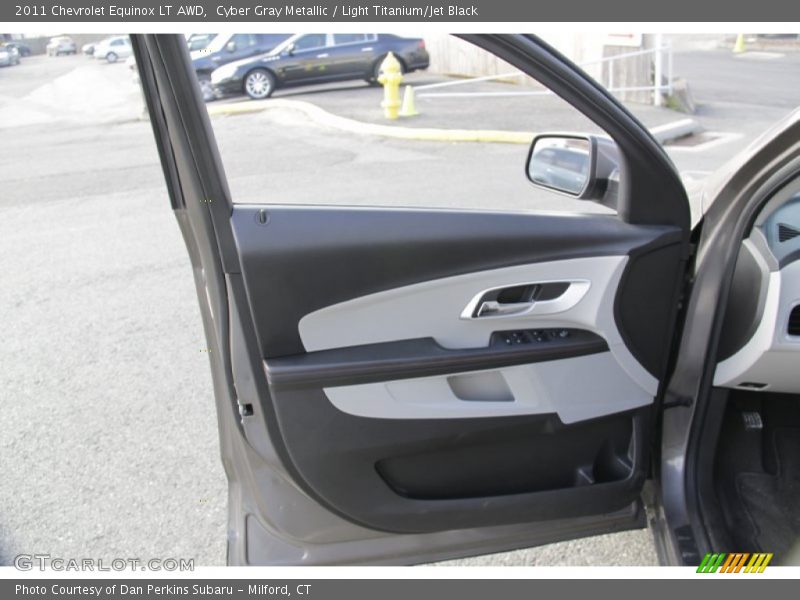 Cyber Gray Metallic / Light Titanium/Jet Black 2011 Chevrolet Equinox LT AWD