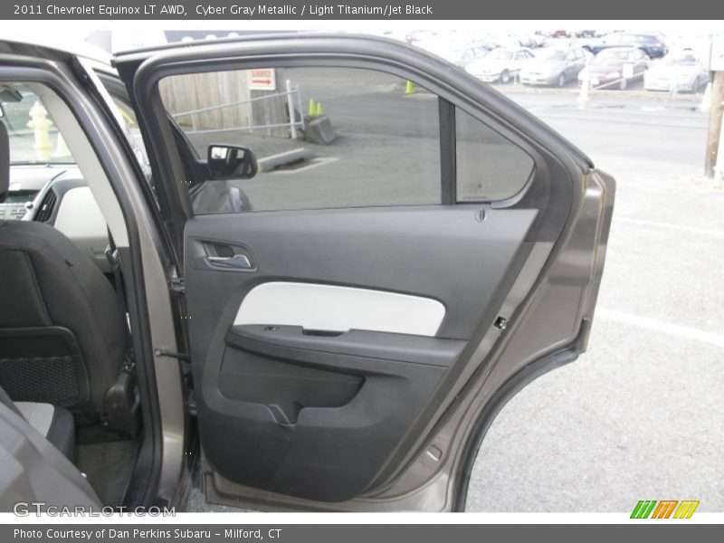 Cyber Gray Metallic / Light Titanium/Jet Black 2011 Chevrolet Equinox LT AWD