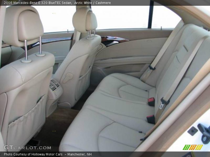 Arctic White / Cashmere 2008 Mercedes-Benz E 320 BlueTEC Sedan