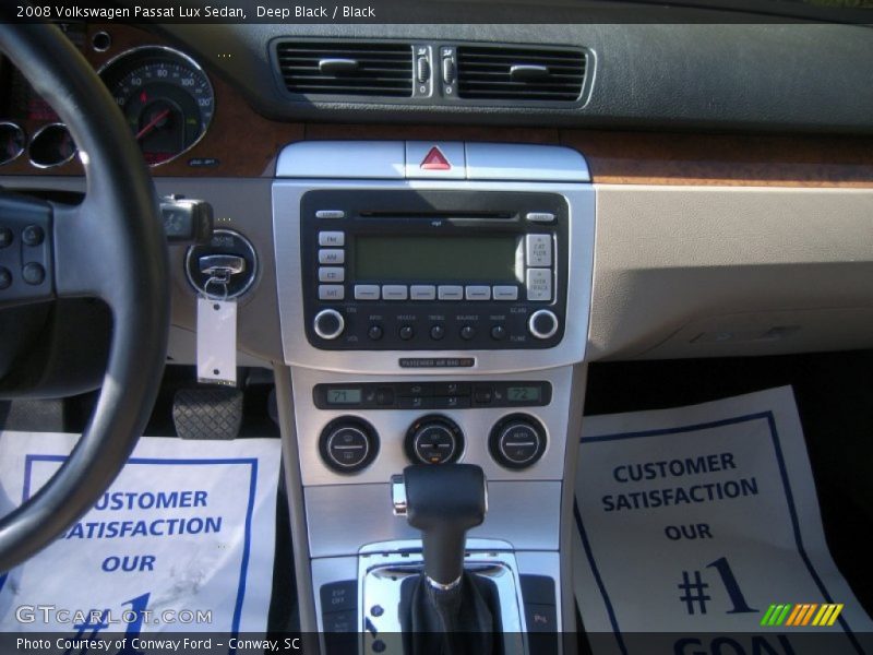 Deep Black / Black 2008 Volkswagen Passat Lux Sedan