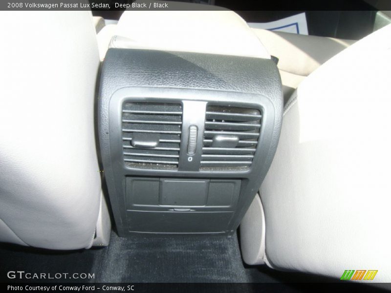 Deep Black / Black 2008 Volkswagen Passat Lux Sedan