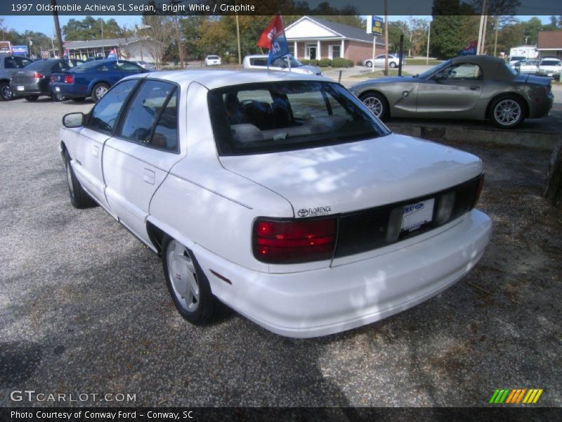 Bright White / Graphite 1997 Oldsmobile Achieva SL Sedan