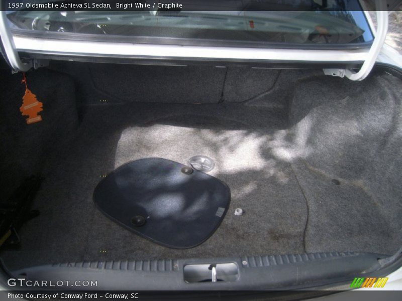 Bright White / Graphite 1997 Oldsmobile Achieva SL Sedan