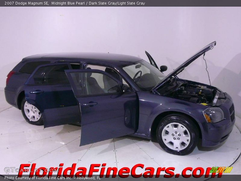 Midnight Blue Pearl / Dark Slate Gray/Light Slate Gray 2007 Dodge Magnum SE