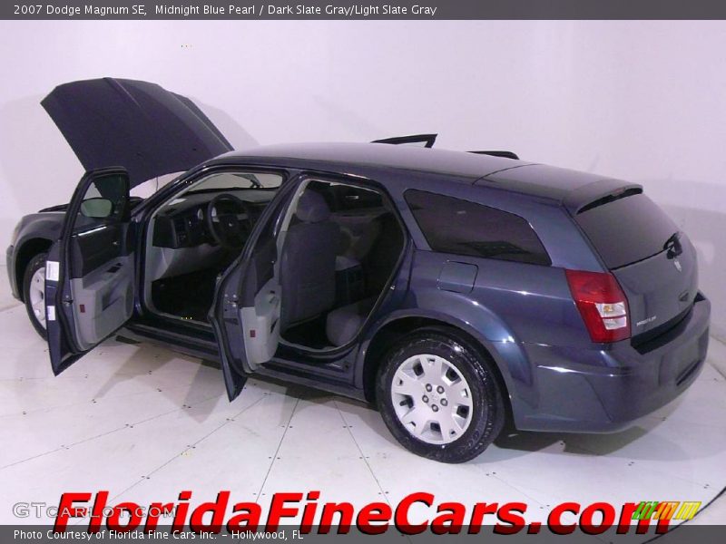 Midnight Blue Pearl / Dark Slate Gray/Light Slate Gray 2007 Dodge Magnum SE