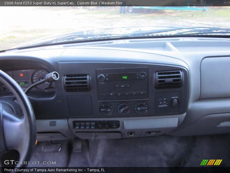 Custom Blue / Medium Flint 2006 Ford F250 Super Duty XL SuperCab