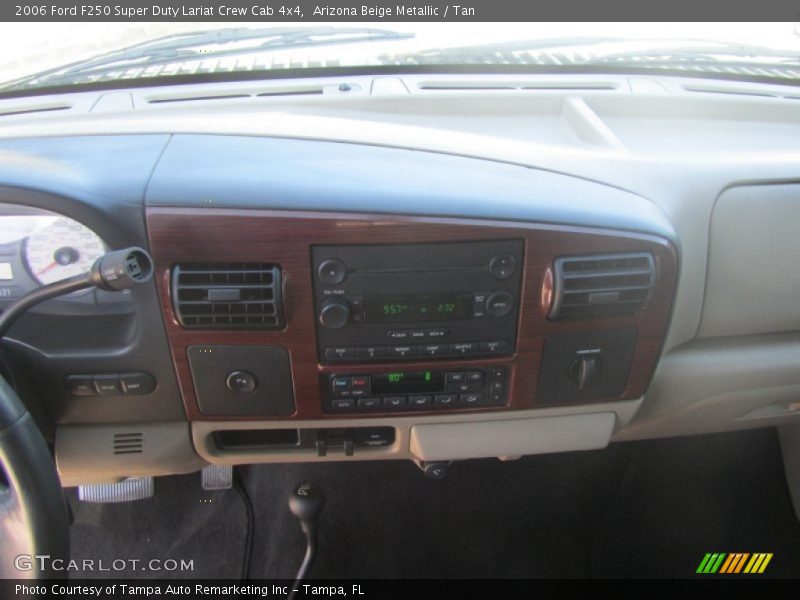 Arizona Beige Metallic / Tan 2006 Ford F250 Super Duty Lariat Crew Cab 4x4