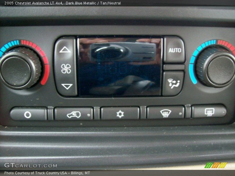 Dark Blue Metallic / Tan/Neutral 2005 Chevrolet Avalanche LT 4x4
