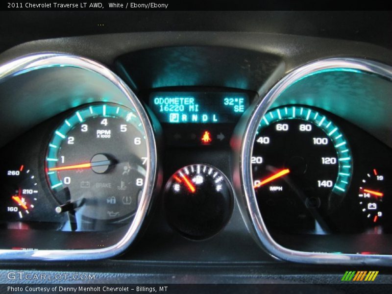 White / Ebony/Ebony 2011 Chevrolet Traverse LT AWD