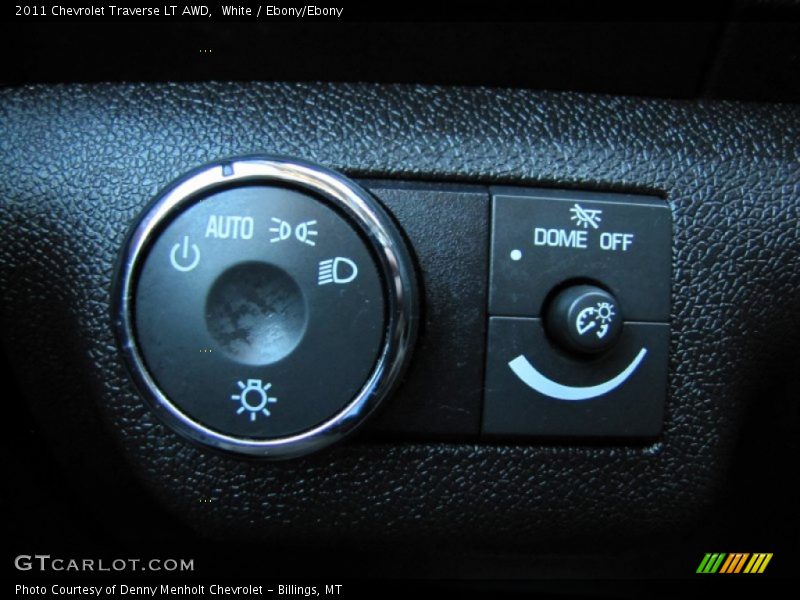White / Ebony/Ebony 2011 Chevrolet Traverse LT AWD