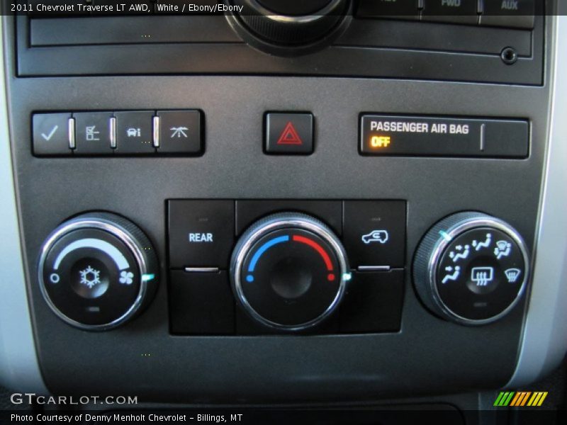 White / Ebony/Ebony 2011 Chevrolet Traverse LT AWD