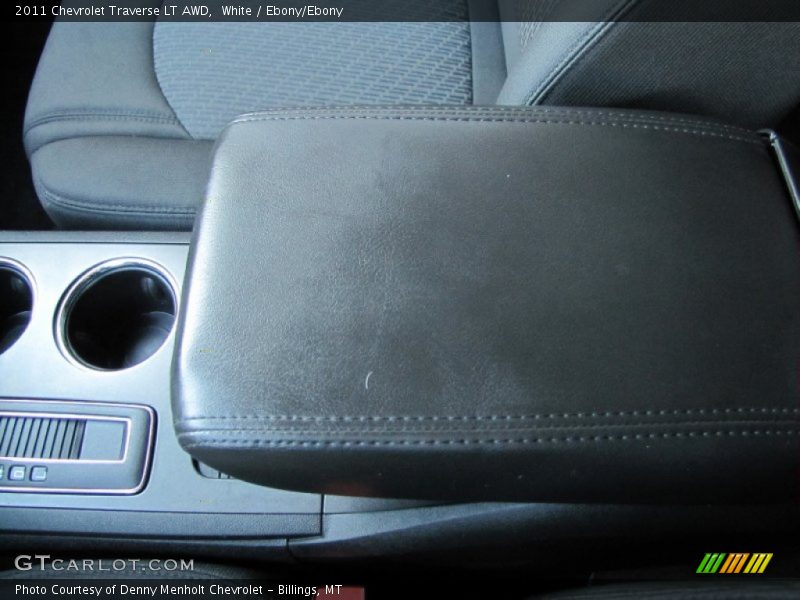 White / Ebony/Ebony 2011 Chevrolet Traverse LT AWD