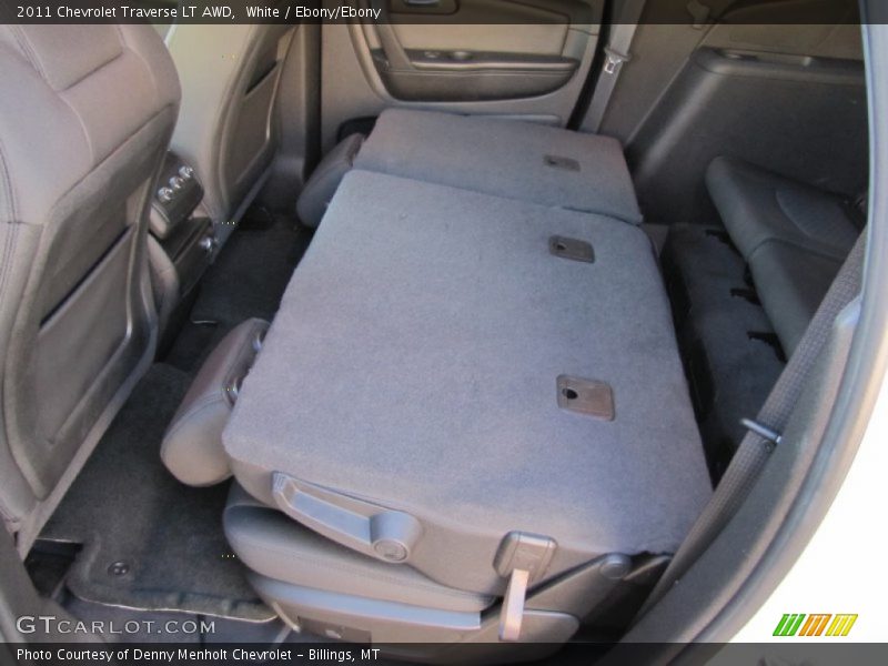 White / Ebony/Ebony 2011 Chevrolet Traverse LT AWD