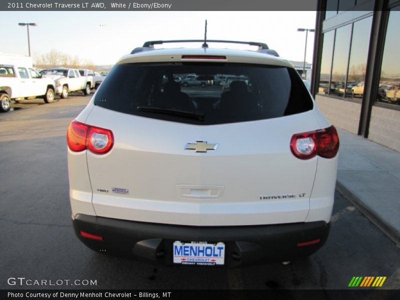 White / Ebony/Ebony 2011 Chevrolet Traverse LT AWD