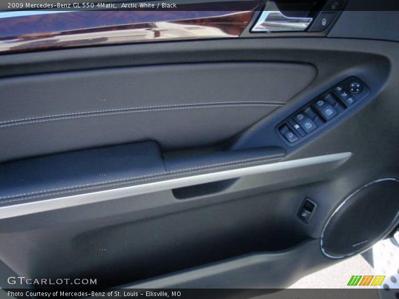 Arctic White / Black 2009 Mercedes-Benz GL 550 4Matic
