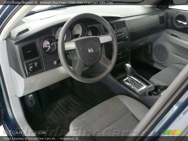 Midnight Blue Pearl / Dark Slate Gray/Light Slate Gray 2007 Dodge Magnum SE