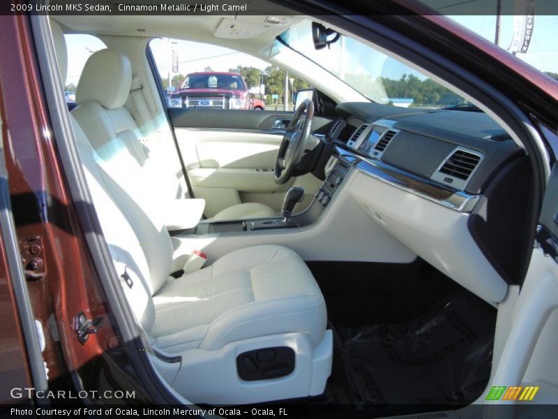  2009 MKS Sedan Light Camel Interior