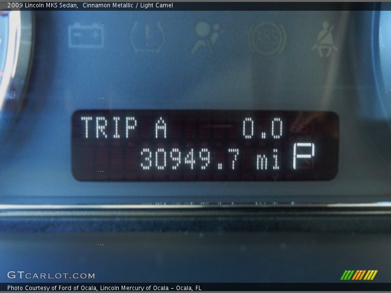 Cinnamon Metallic / Light Camel 2009 Lincoln MKS Sedan