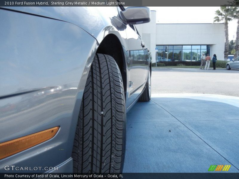 Sterling Grey Metallic / Medium Light Stone 2010 Ford Fusion Hybrid