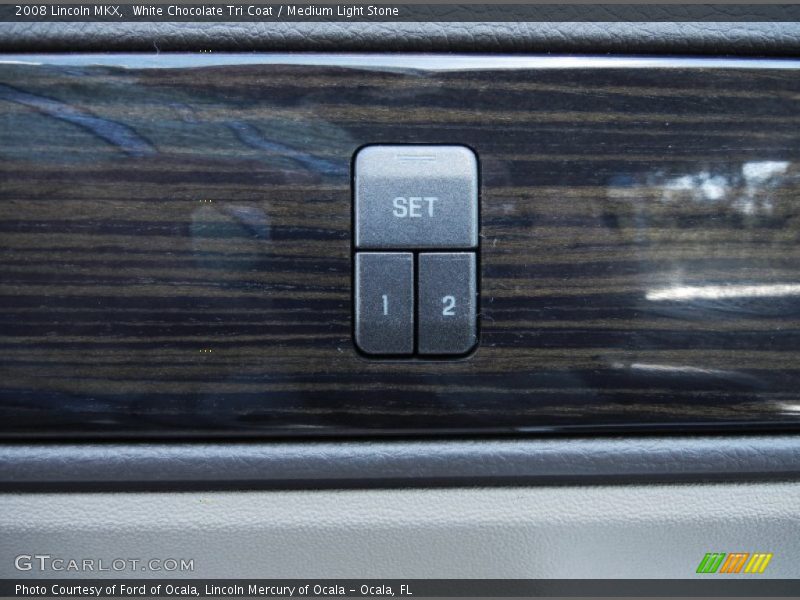 White Chocolate Tri Coat / Medium Light Stone 2008 Lincoln MKX