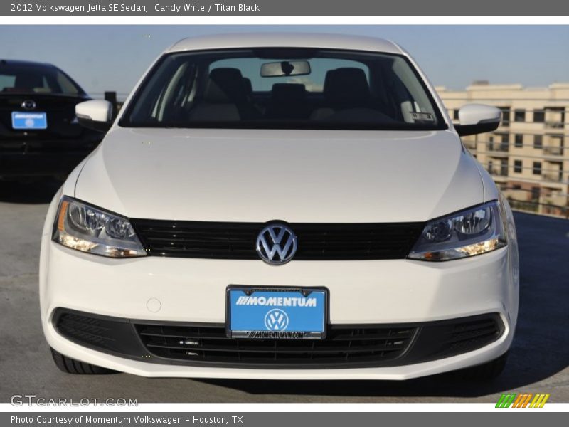 Candy White / Titan Black 2012 Volkswagen Jetta SE Sedan