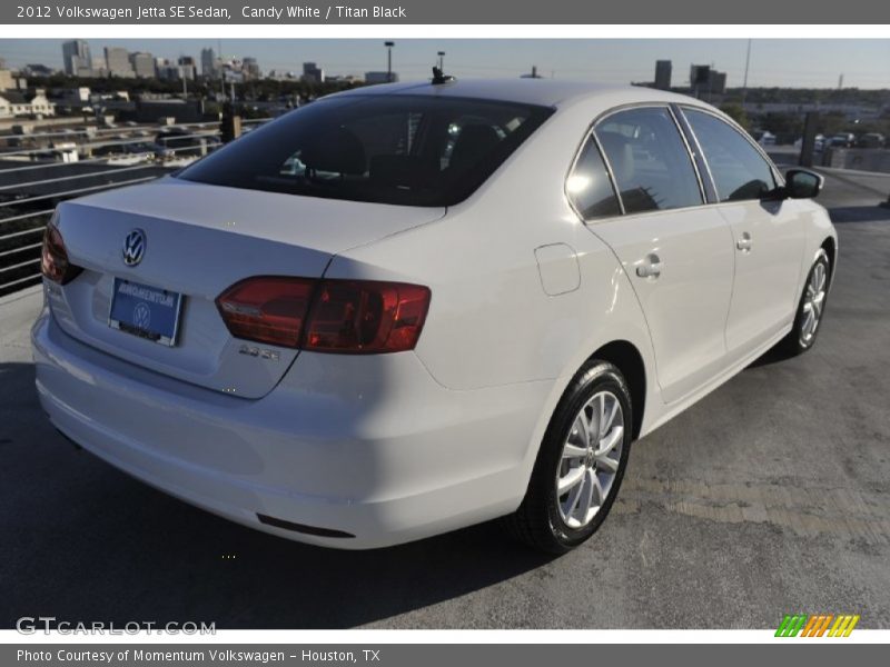 Candy White / Titan Black 2012 Volkswagen Jetta SE Sedan