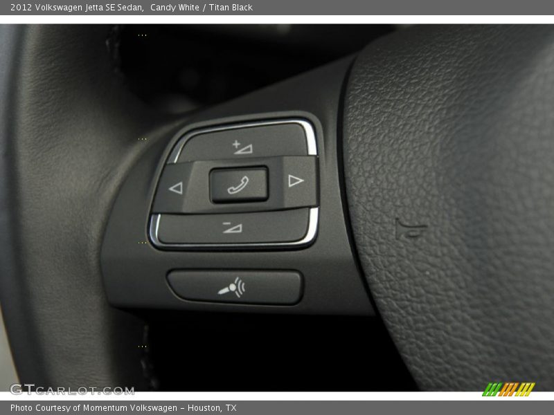 Candy White / Titan Black 2012 Volkswagen Jetta SE Sedan