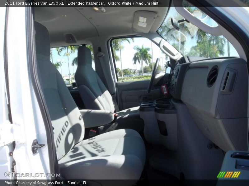 Oxford White / Medium Flint 2011 Ford E Series Van E350 XLT Extended Passenger
