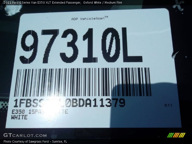 Oxford White / Medium Flint 2011 Ford E Series Van E350 XLT Extended Passenger