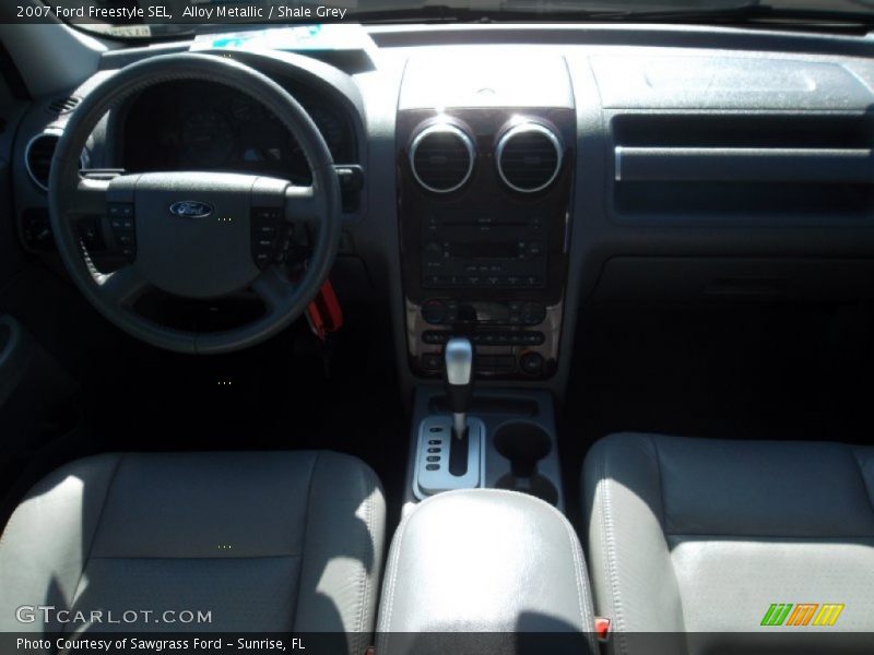 Alloy Metallic / Shale Grey 2007 Ford Freestyle SEL