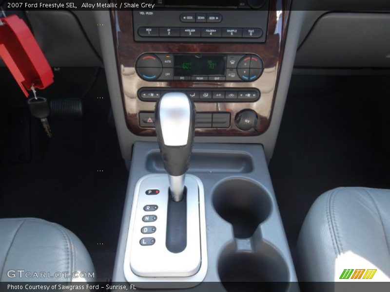 Alloy Metallic / Shale Grey 2007 Ford Freestyle SEL
