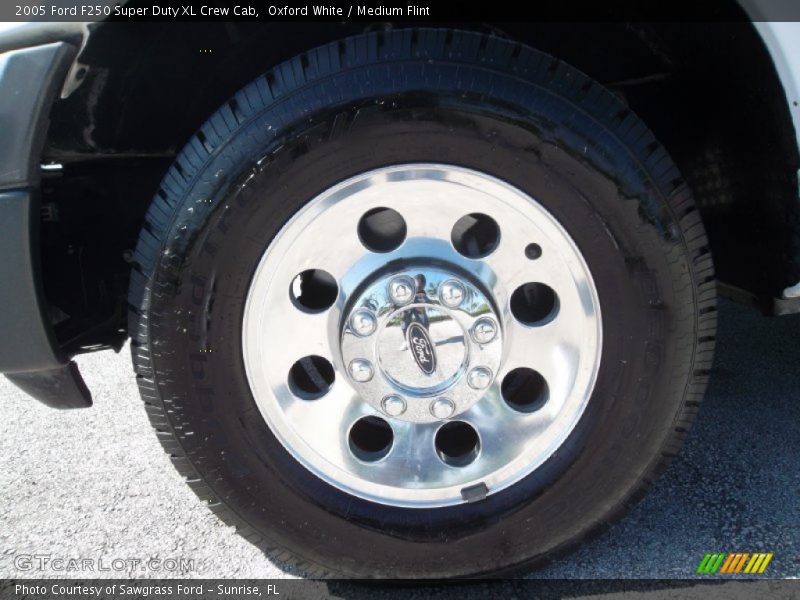 Oxford White / Medium Flint 2005 Ford F250 Super Duty XL Crew Cab