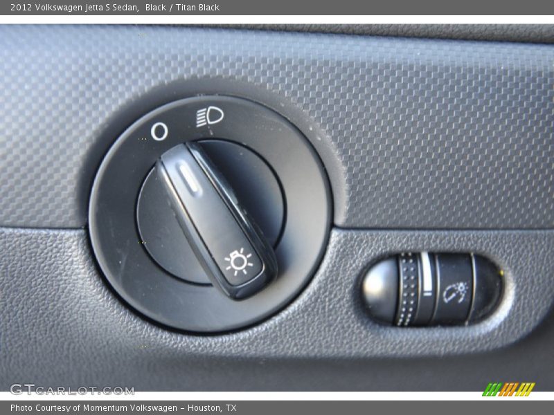 Black / Titan Black 2012 Volkswagen Jetta S Sedan