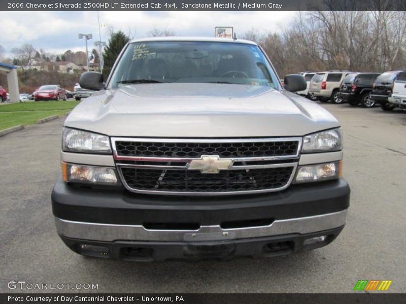 Sandstone Metallic / Medium Gray 2006 Chevrolet Silverado 2500HD LT Extended Cab 4x4