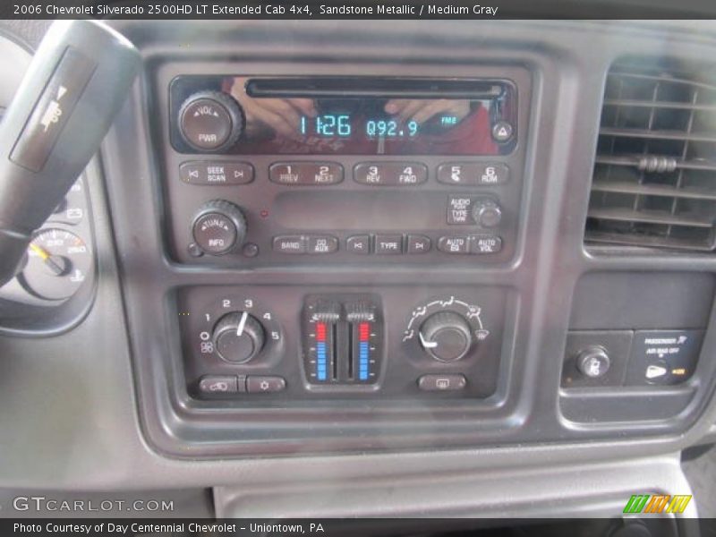 Sandstone Metallic / Medium Gray 2006 Chevrolet Silverado 2500HD LT Extended Cab 4x4