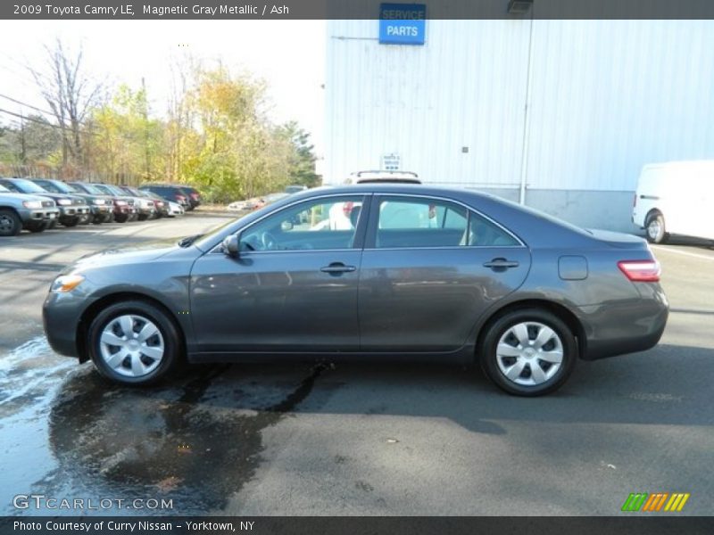 Magnetic Gray Metallic / Ash 2009 Toyota Camry LE