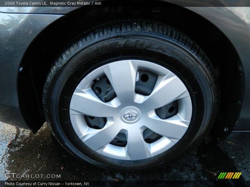 Magnetic Gray Metallic / Ash 2009 Toyota Camry LE