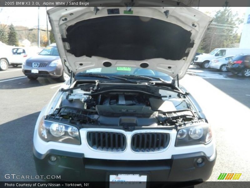 Alpine White / Sand Beige 2005 BMW X3 3.0i