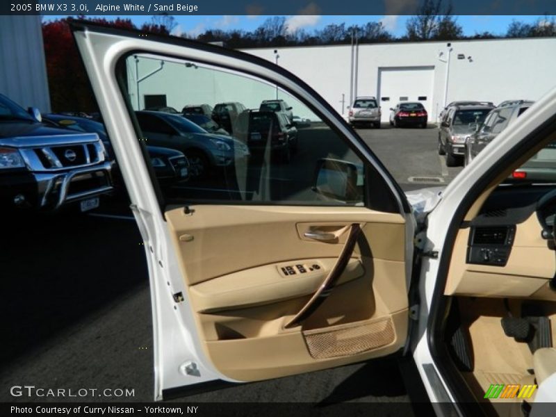 Alpine White / Sand Beige 2005 BMW X3 3.0i
